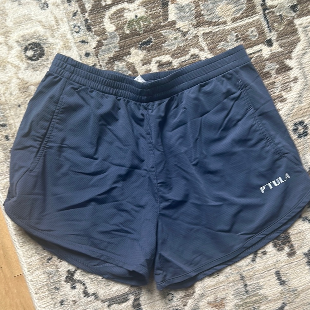 P'tula Gray Athletic Shorts with Elastic Waistband and Lightweight Material